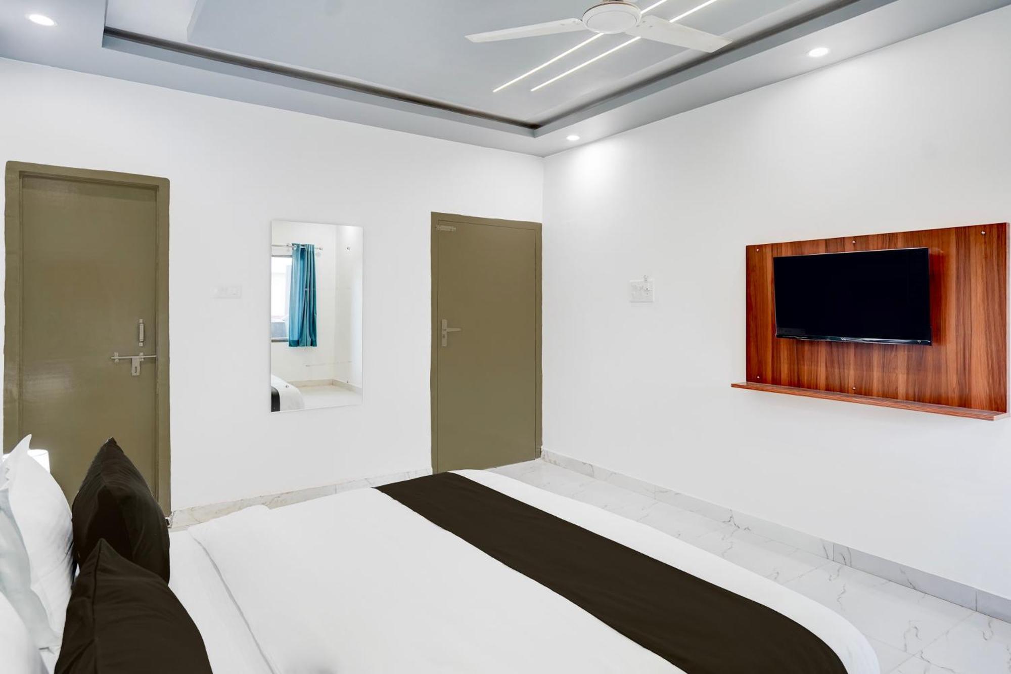Fabhotel Villa The Suites Allāhābād Junction Екстериор снимка